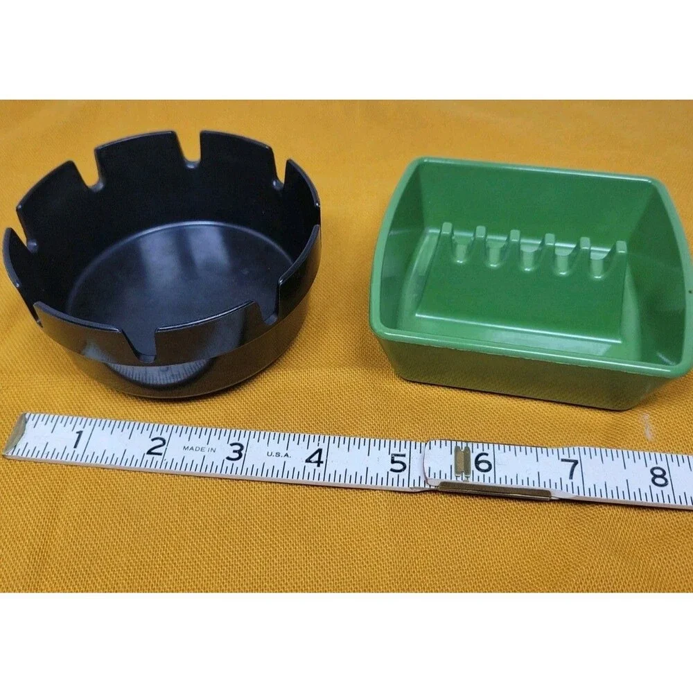 Pair of VTG Ashtrays Tablecraft 263 GES-Line 351 Plastic MCM smoking cigarette